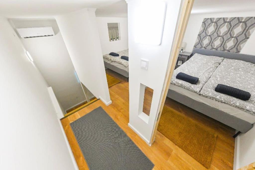 2 Bedroom Flat In Damjanich Str., Hirsch Budapest Exterior foto